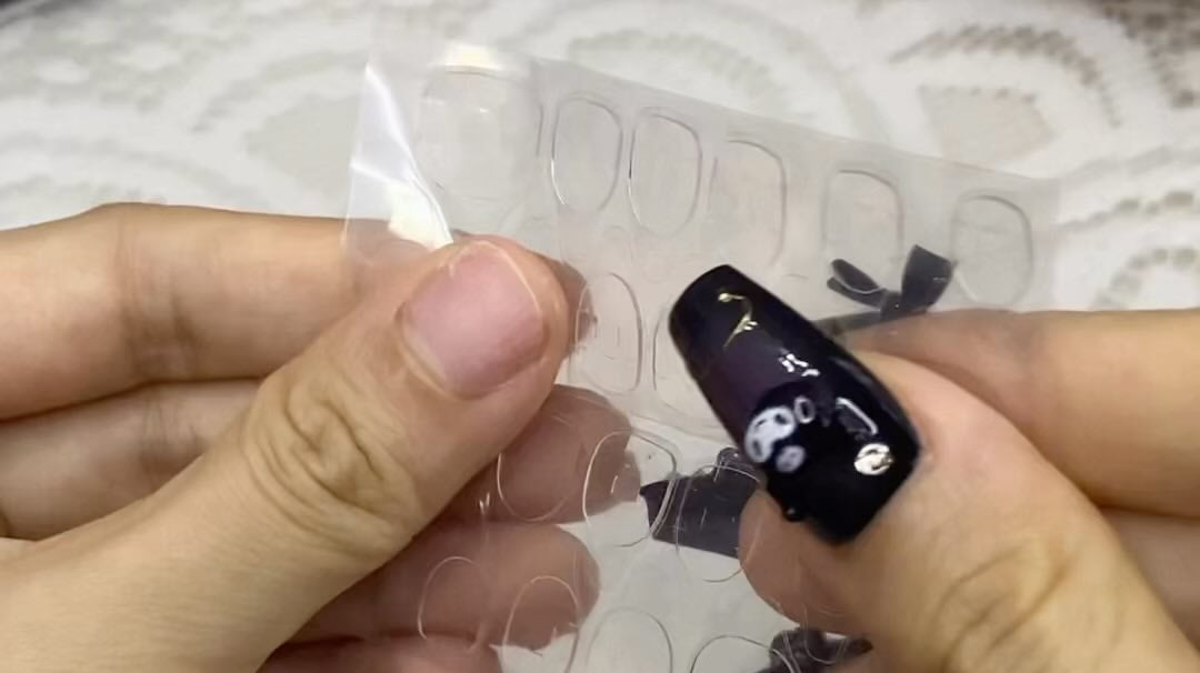 Would the sticky tabs harm your natural nails? Of course not! #pressonnails #nails #handmadenails #fakenails #gelnailsathome #SmallBusiness #nailart