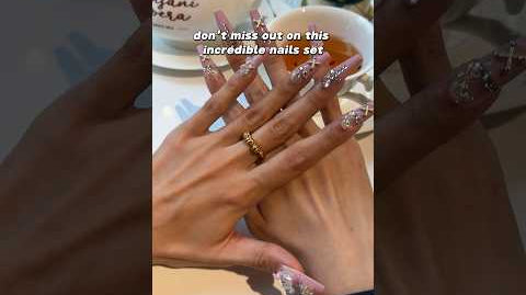 My little secret: handmade press ons🤫#pressonnails #nails #ellievincynails #fakenails